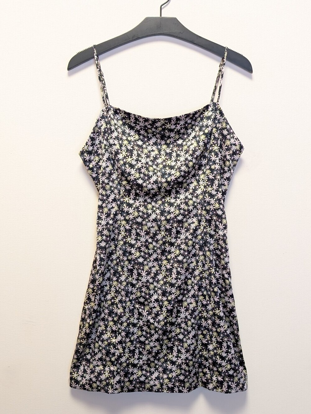 Sunday Best Aritzia Ditzy Floral Satin Shimmer Sleeveless Mini Dress 10
